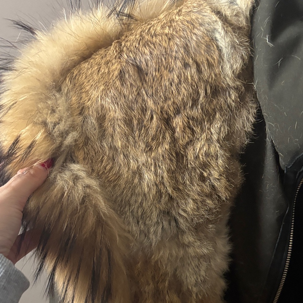 Women's Fur-Trimmed Parka Coat - Picture 7 of 7